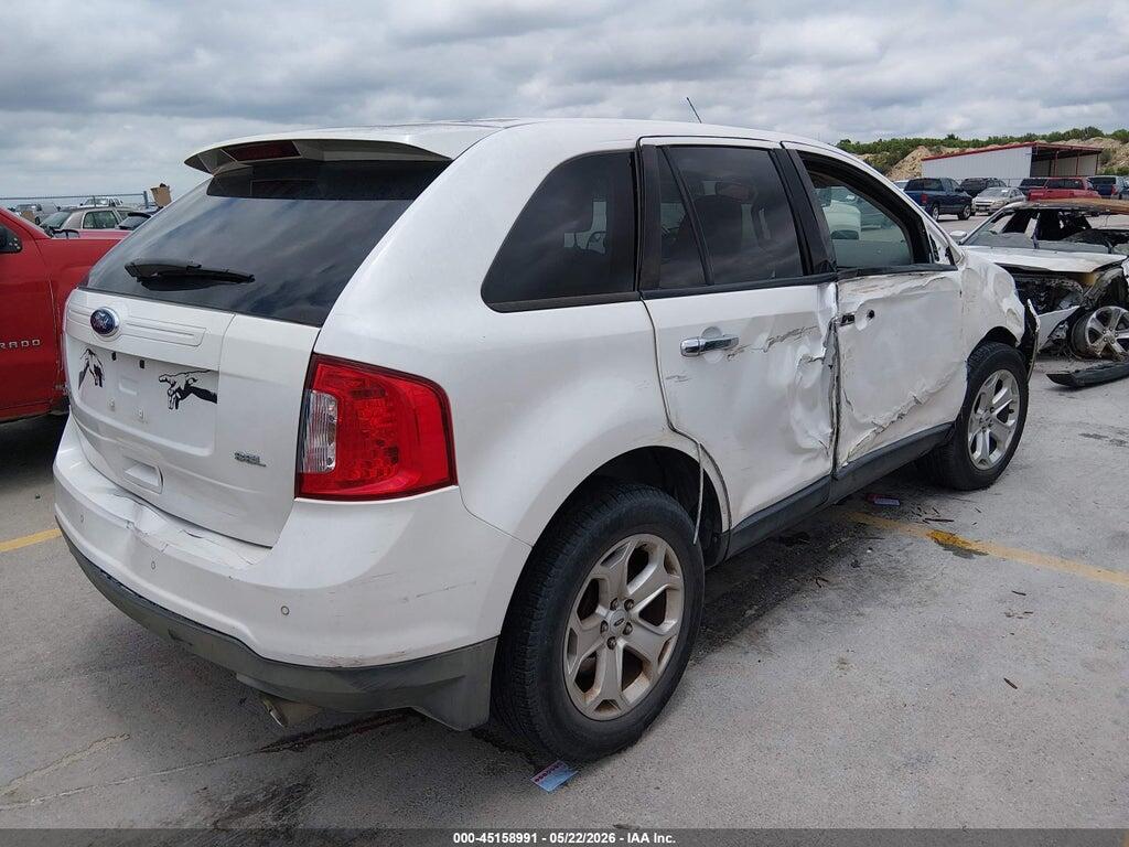2FMDK3JC4BBB28261 2011 FORD EDGE photo no. 4