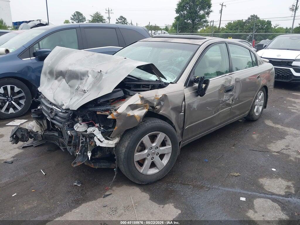 1N4AL11D22C204342 2002 NISSAN ALTIMA photo no. 2
