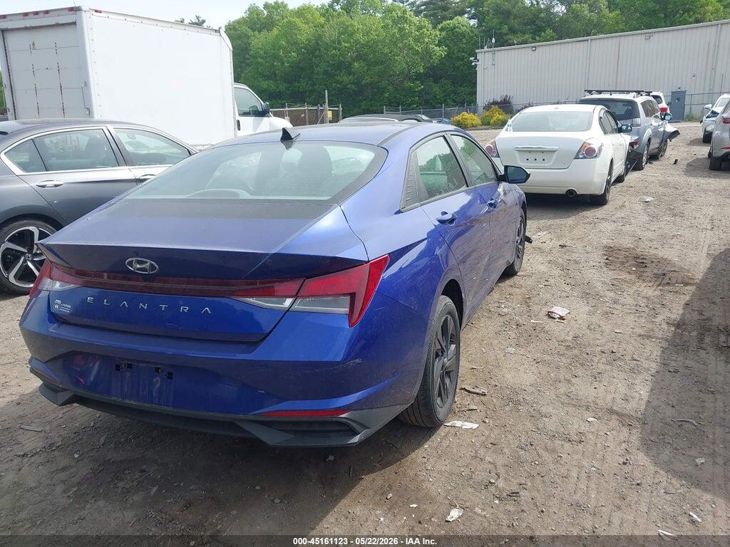 KMHLM4AG2NU259282 2022 HYUNDAI ELANTRA photo no. 4