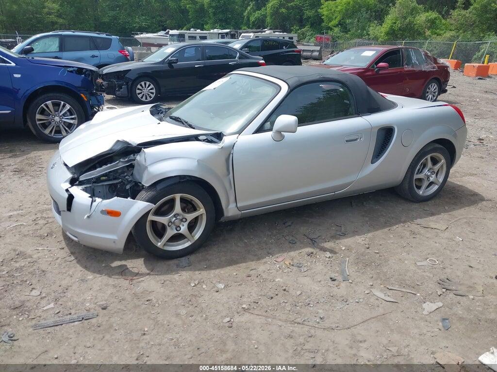 JTDFR320810040049 2001 TOYOTA MR2 SPYDER photo no. 2