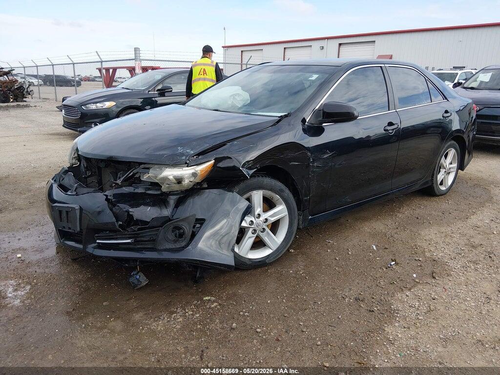 4T1BF1FK5DU225885 2013 TOYOTA CAMRY photo no. 2