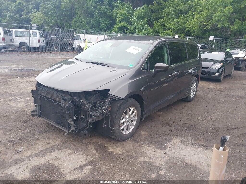 2C4RC1CG6PR610871 2023 CHRYSLER VOYAGER photo no. 2