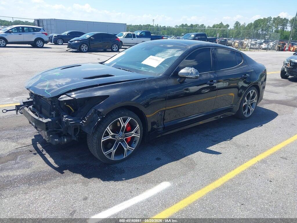 KNAE55LC7J6013060 2018 KIA STINGER photo no. 2