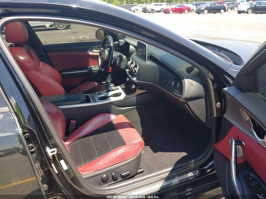 KNAE55LC7J6013060 2018 KIA STINGER photo no. 5