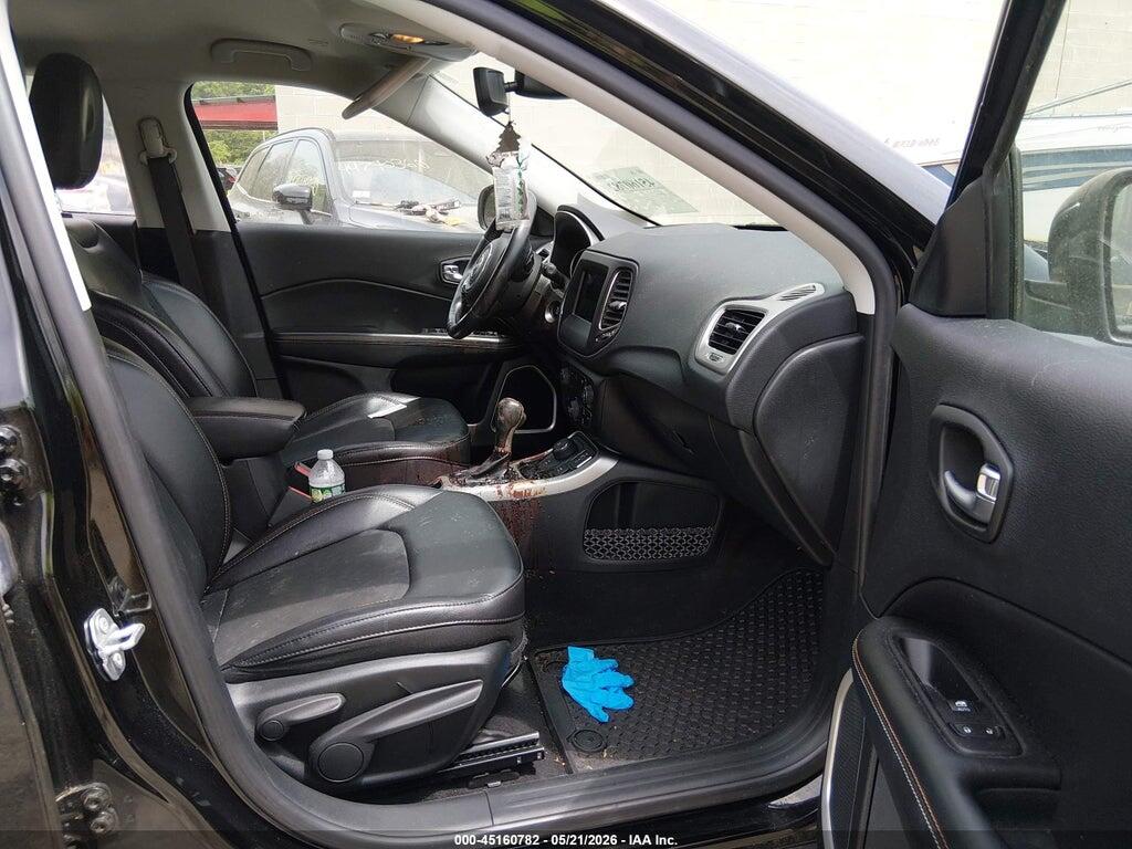 3C4NJDBB6KT689427 2019 JEEP COMPASS photo no. 5
