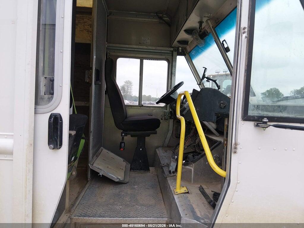 1F65F5KN8L0A17338 2020 FORD F-59 COMMERCIAL STRIPPED photo no. 7