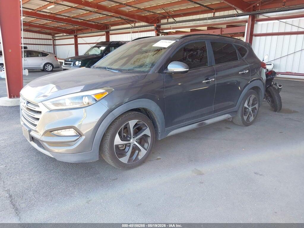 KM8J33A22JU605866 2018 HYUNDAI TUCSON photo no. 2