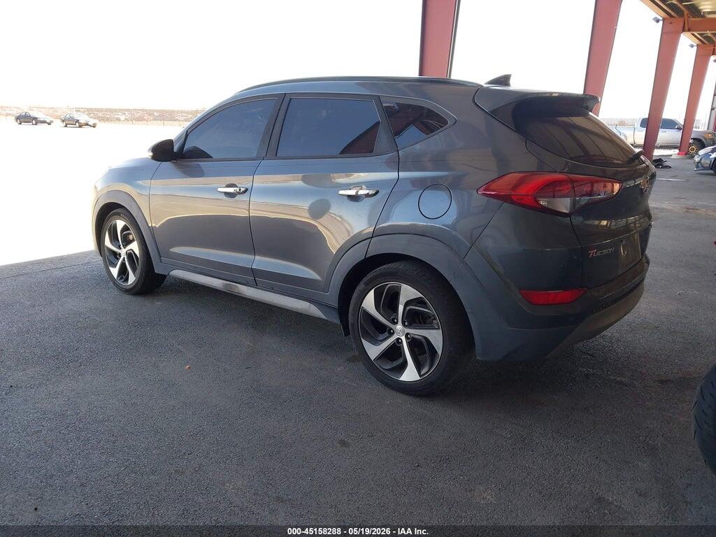 KM8J33A22JU605866 2018 HYUNDAI TUCSON photo no. 3