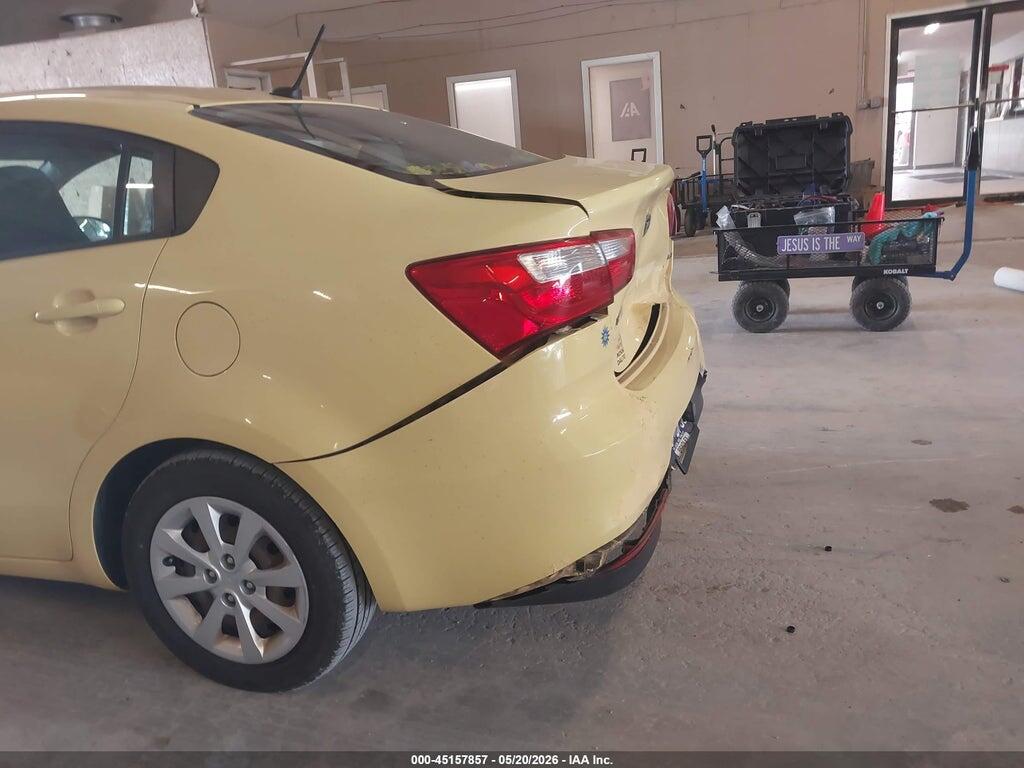 KNADM4A39G6547035 2016 KIA RIO photo no. 6