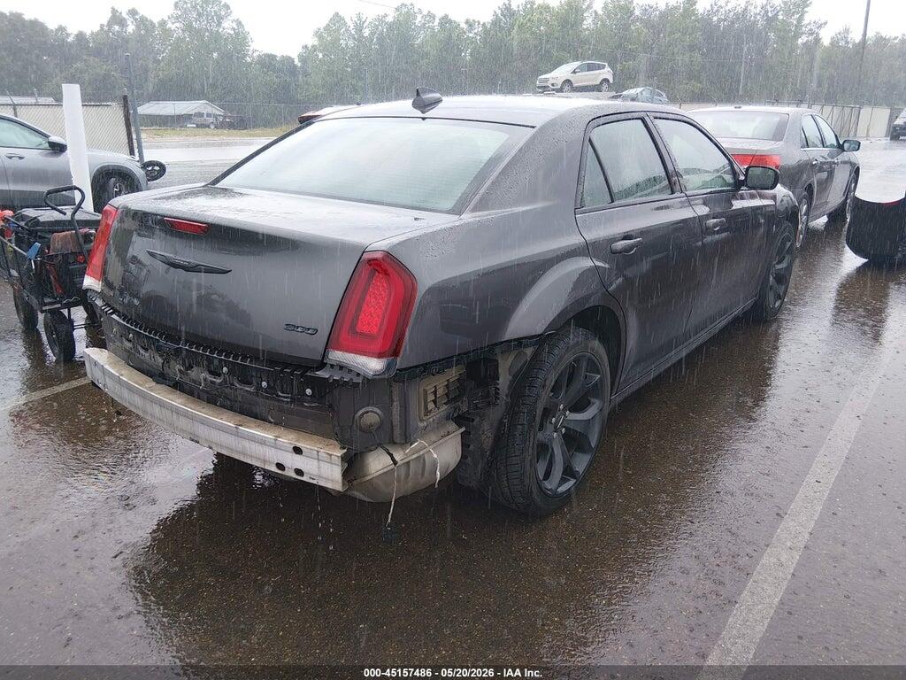 2C3CCAAG1LH212707 2020 CHRYSLER 300 photo no. 4