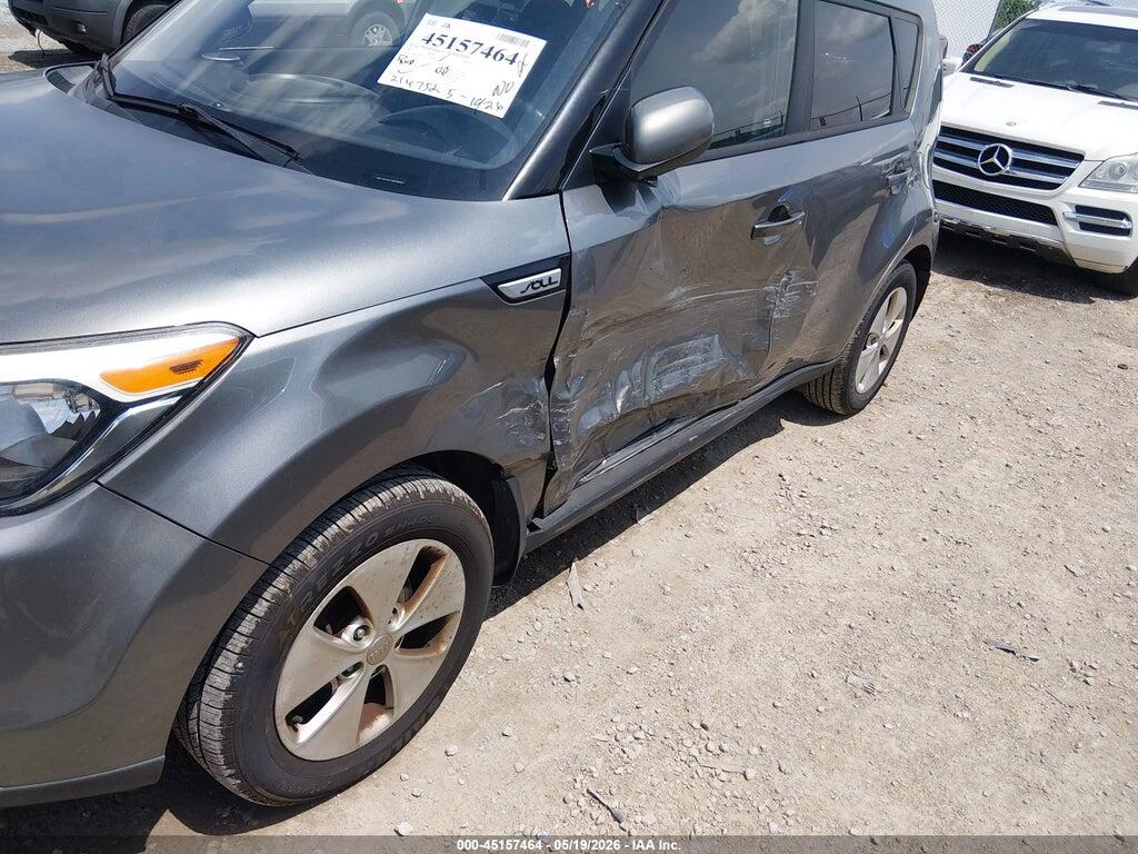 KNDJN2A29F7186302 2015 KIA SOUL photo no. 12