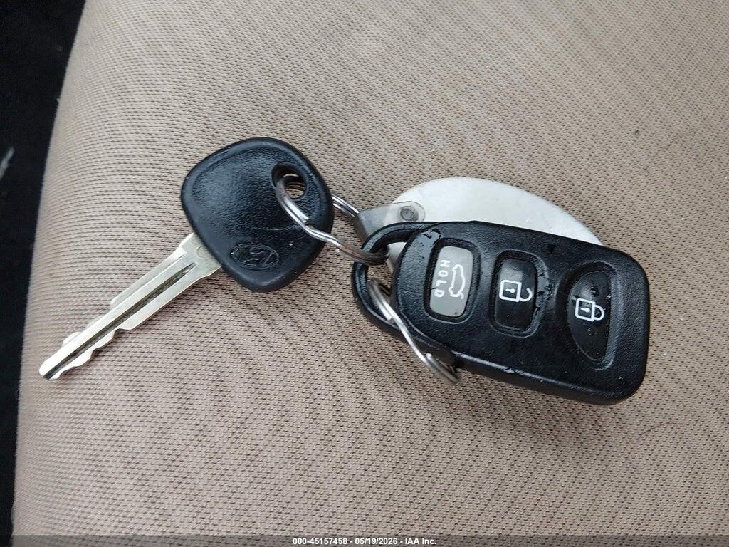 KMHDH4AE6CU318144 2012 HYUNDAI ELANTRA photo no. 11