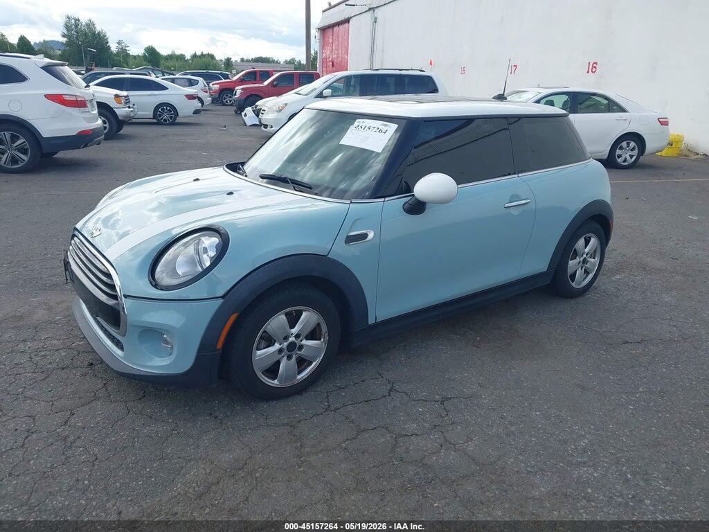 WMWXP5C56J2G63190 2018 MINI HARDTOP photo no. 2