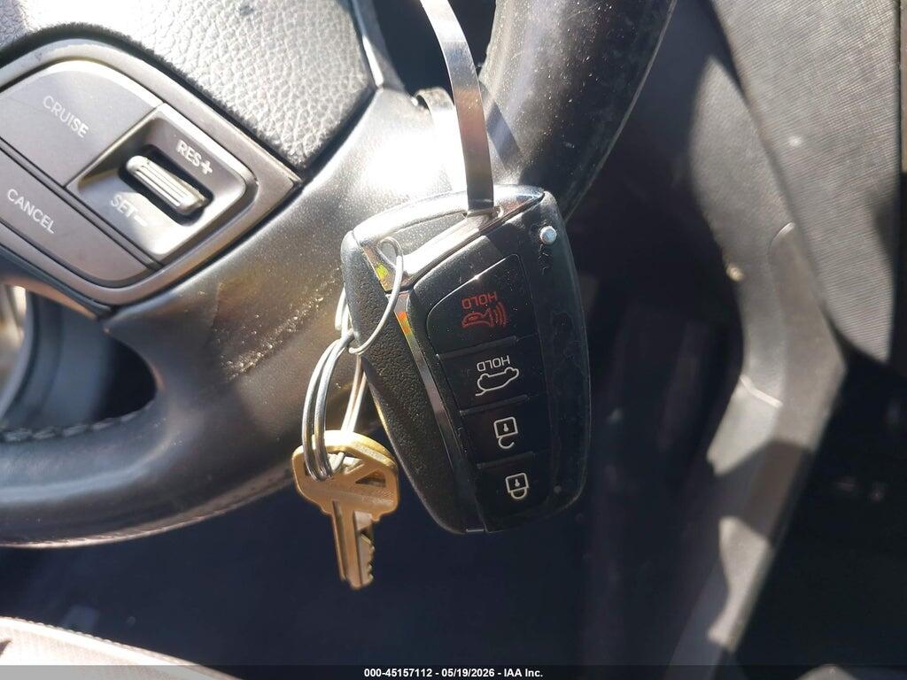 5XYZWDLA2HG444486 2017 HYUNDAI SANTA FE SPORT photo no. 11