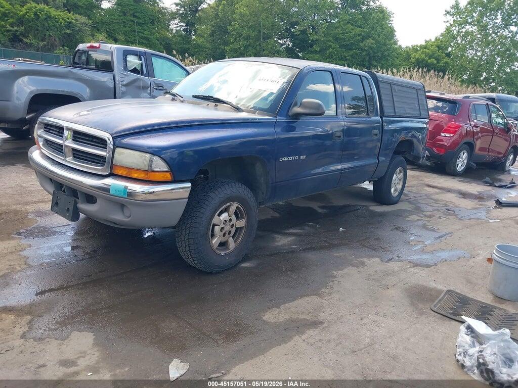 1B7HG48X82S680969 2002 DODGE DAKOTA photo no. 2