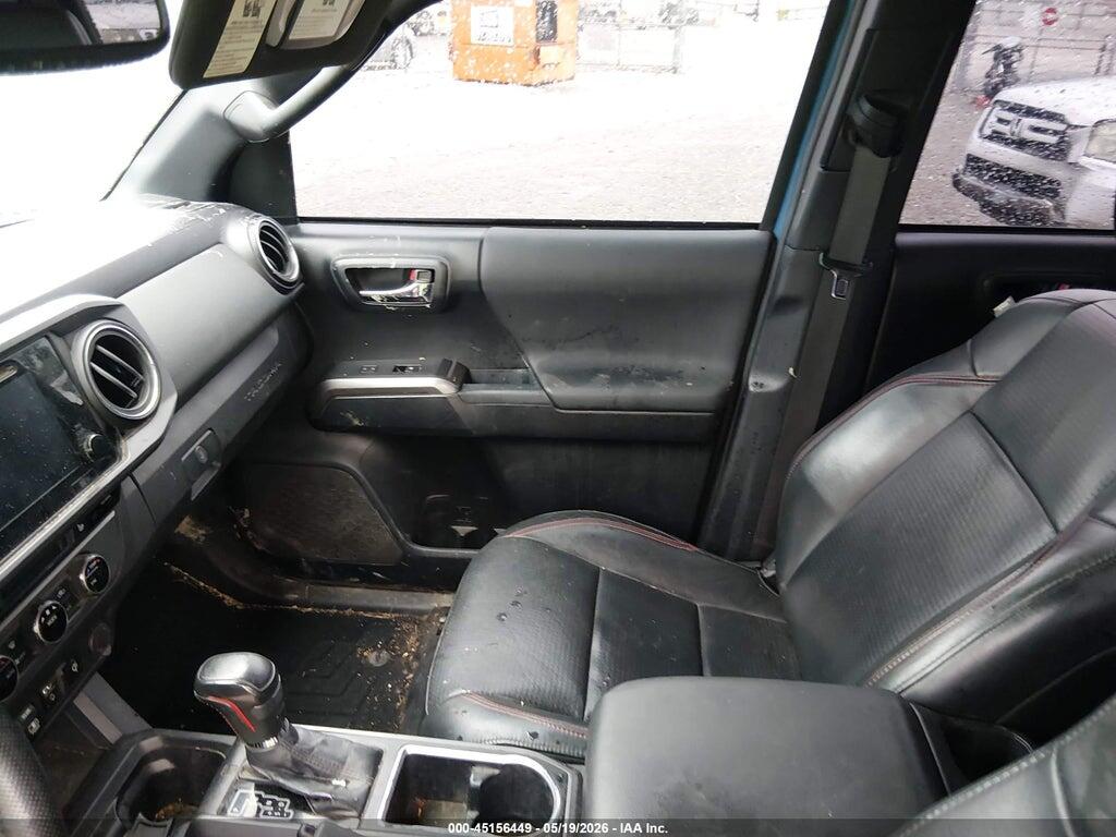 5TFCZ5AN9JX124318 2018 TOYOTA TACOMA photo no. 5