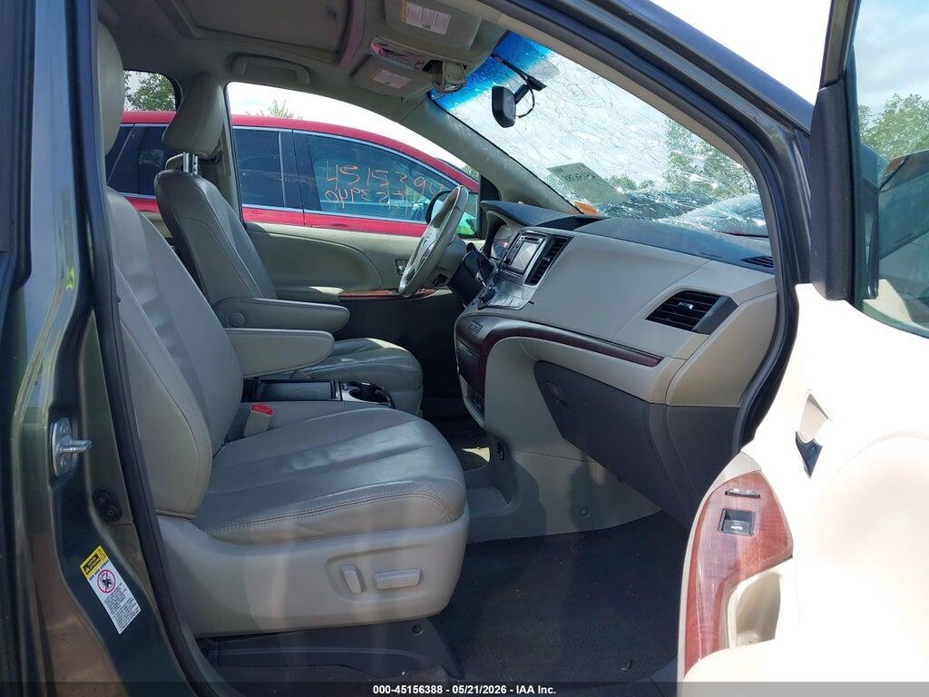 5TDYK3DC0DS329707 2013 TOYOTA SIENNA photo no. 5