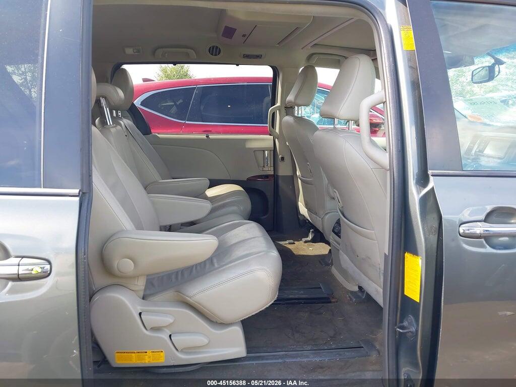 5TDYK3DC0DS329707 2013 TOYOTA SIENNA photo no. 8