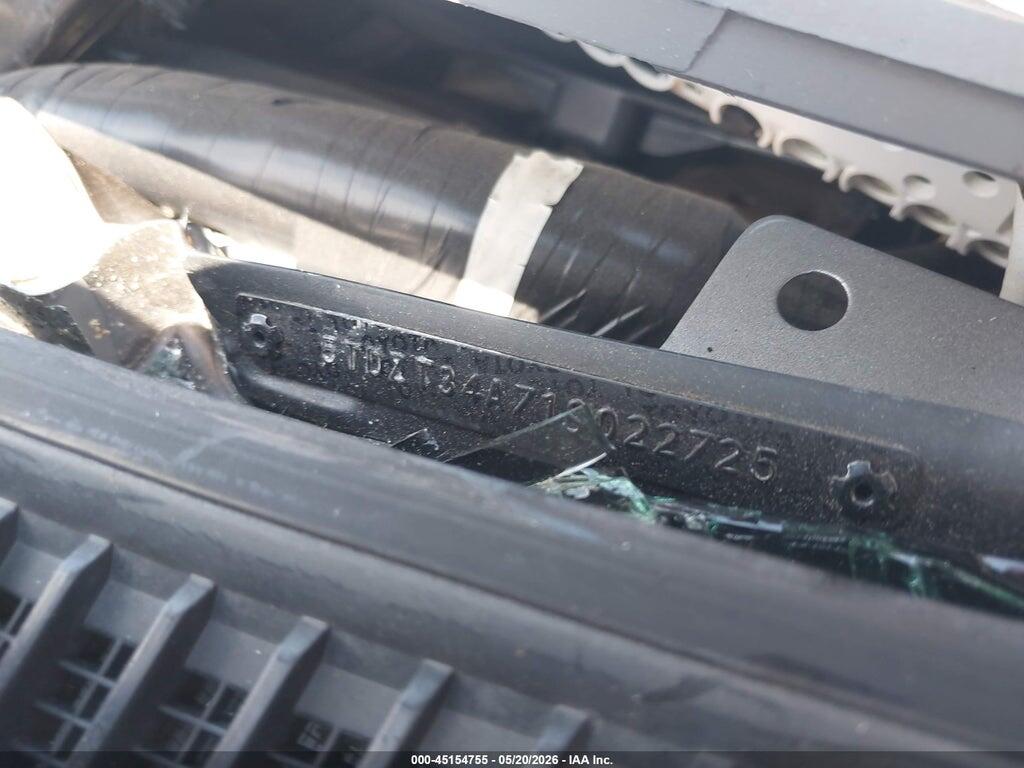 5TDZT34A71S022725 2001 TOYOTA SEQUOIA photo no. 9