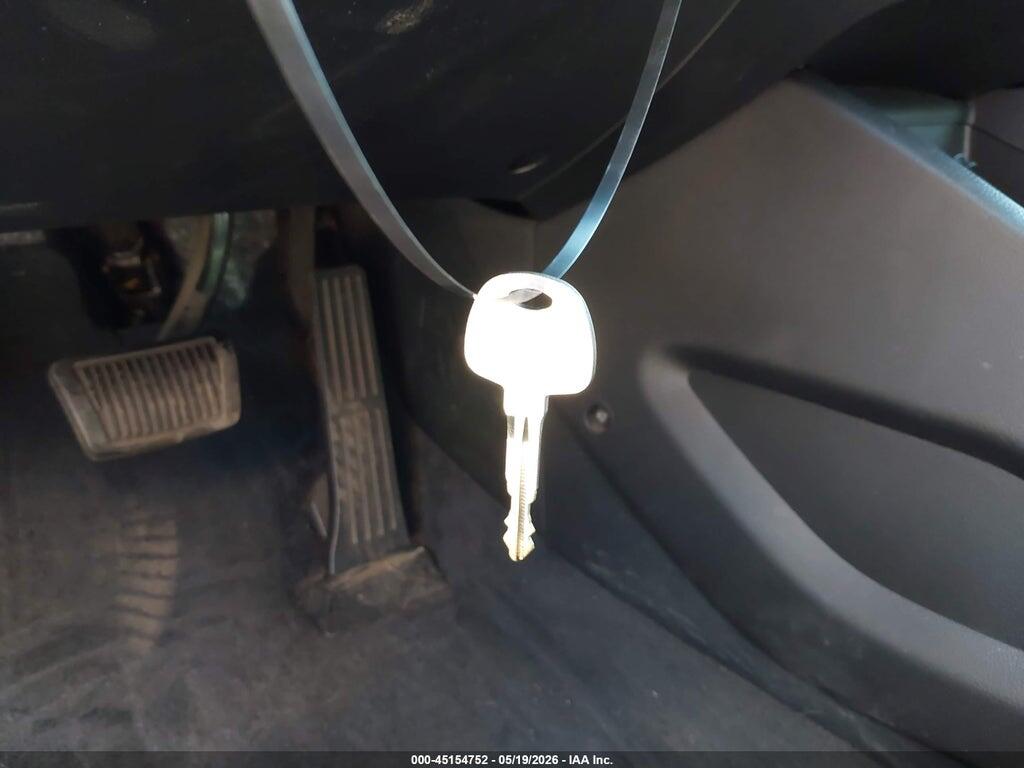 3KPFK4A77HE046113 2017 KIA FORTE photo no. 11