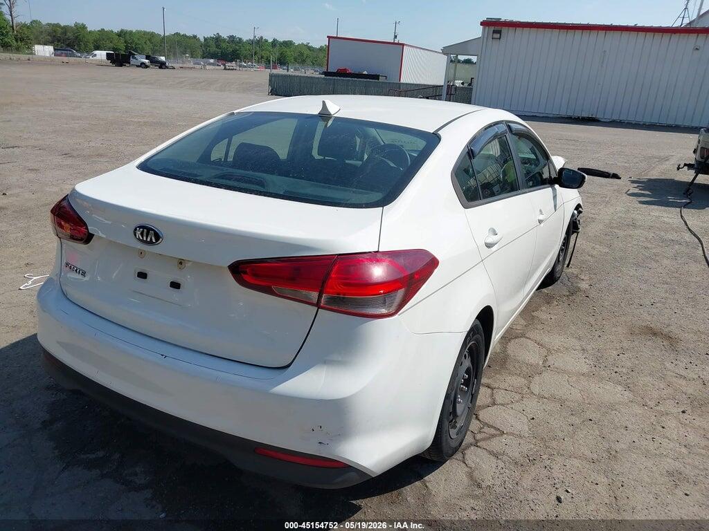 3KPFK4A77HE046113 2017 KIA FORTE photo no. 4