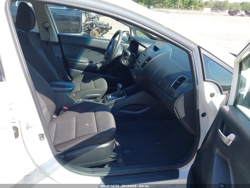 3KPFK4A77HE046113 2017 KIA FORTE photo no. 5