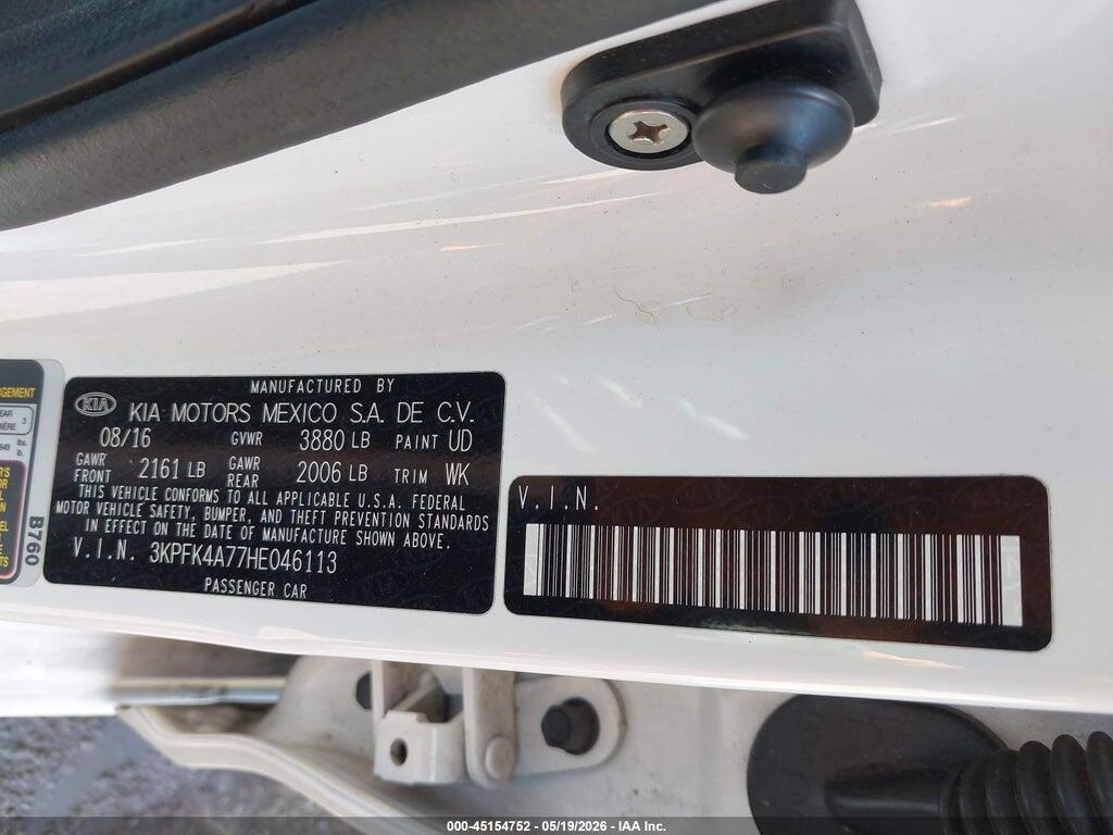 3KPFK4A77HE046113 2017 KIA FORTE photo no. 9