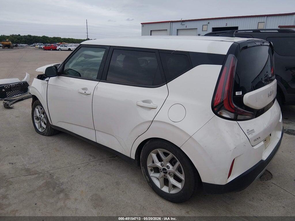 KNDJ23AU9P7885639 2023 KIA SOUL photo no. 3
