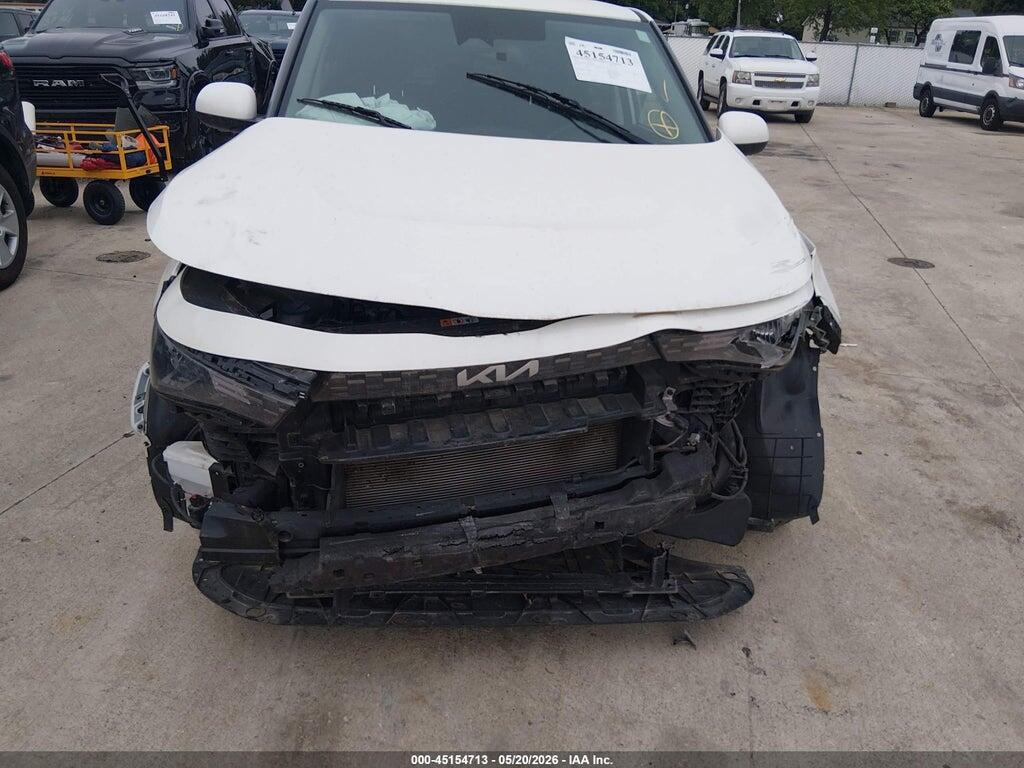 KNDJ23AU9P7885639 2023 KIA SOUL photo no. 6