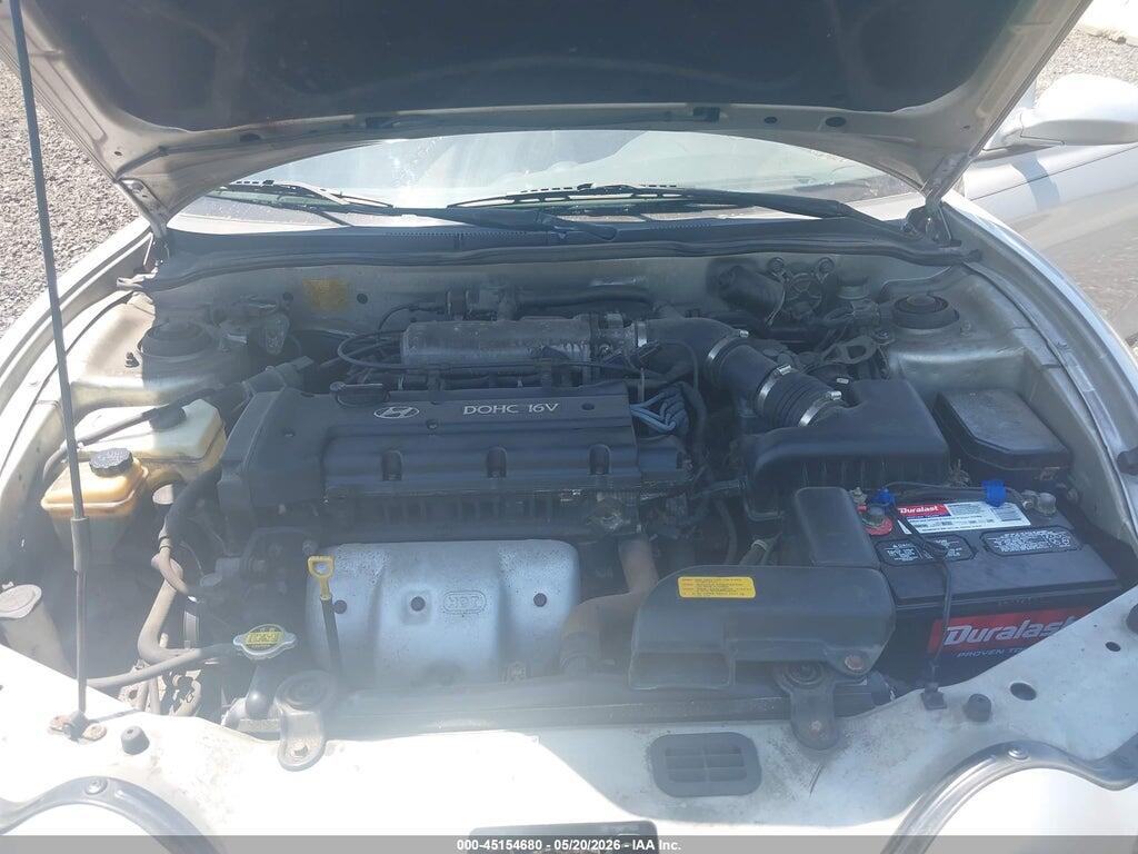 KMHJG35F81U252602 2001 HYUNDAI TIBURON photo no. 10