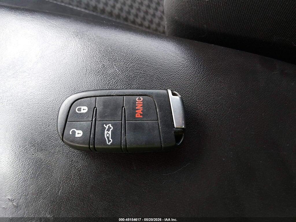 2C3CDZAG2JH317796 2018 DODGE CHALLENGER photo no. 11