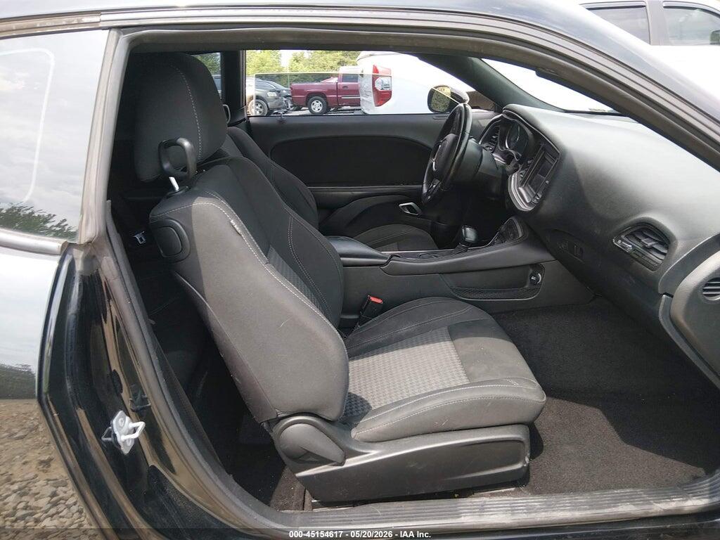 2C3CDZAG2JH317796 2018 DODGE CHALLENGER photo no. 5
