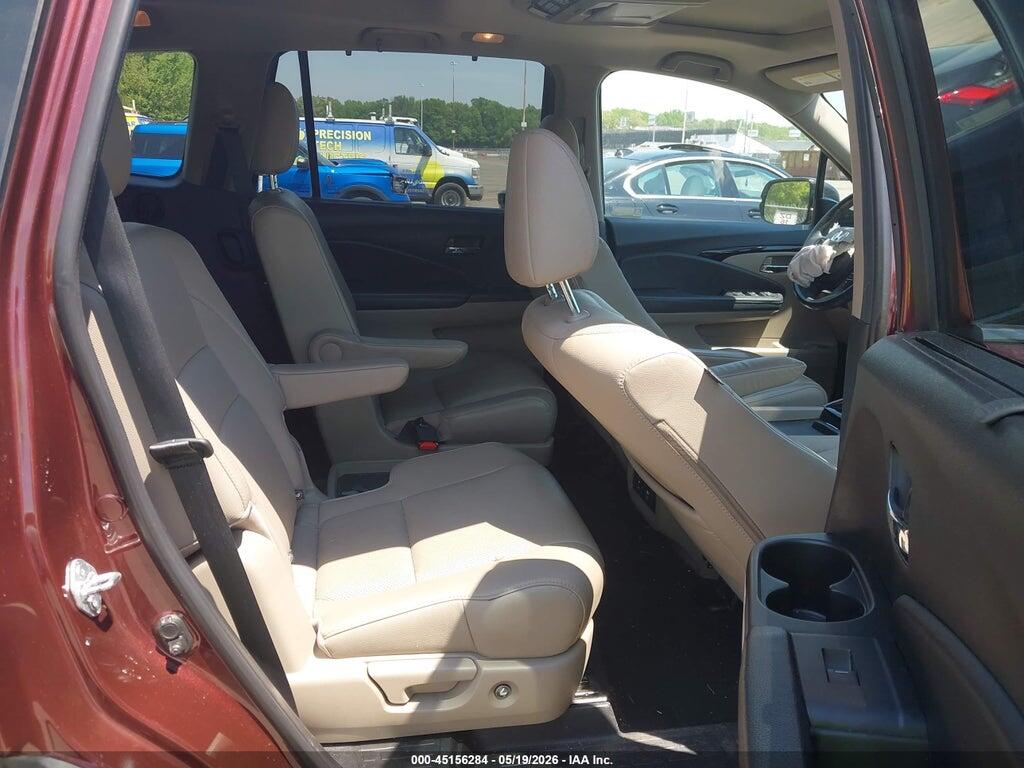 5FNYF6H04JB016827 2018 HONDA PILOT photo no. 8