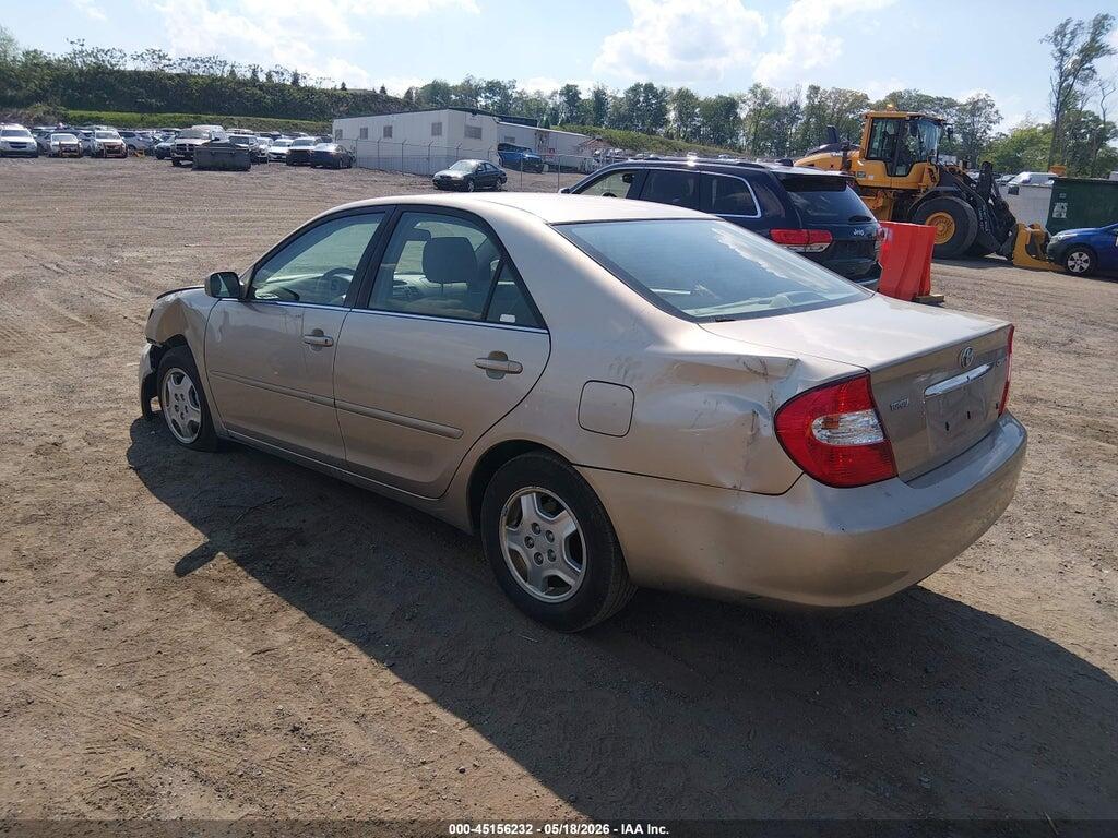 4T1BF32K52U521858 2002 TOYOTA CAMRY photo no. 3
