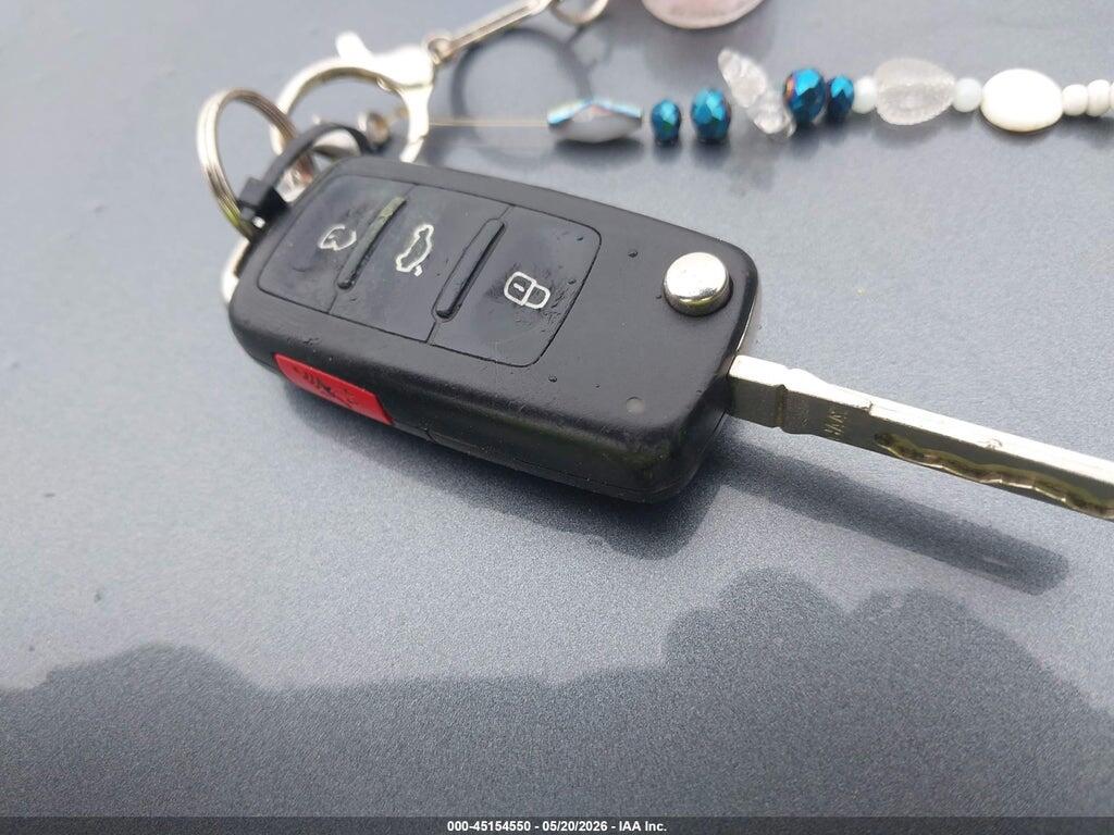3VW2K7AJ8DM368638 2013 VOLKSWAGEN JETTA photo no. 11