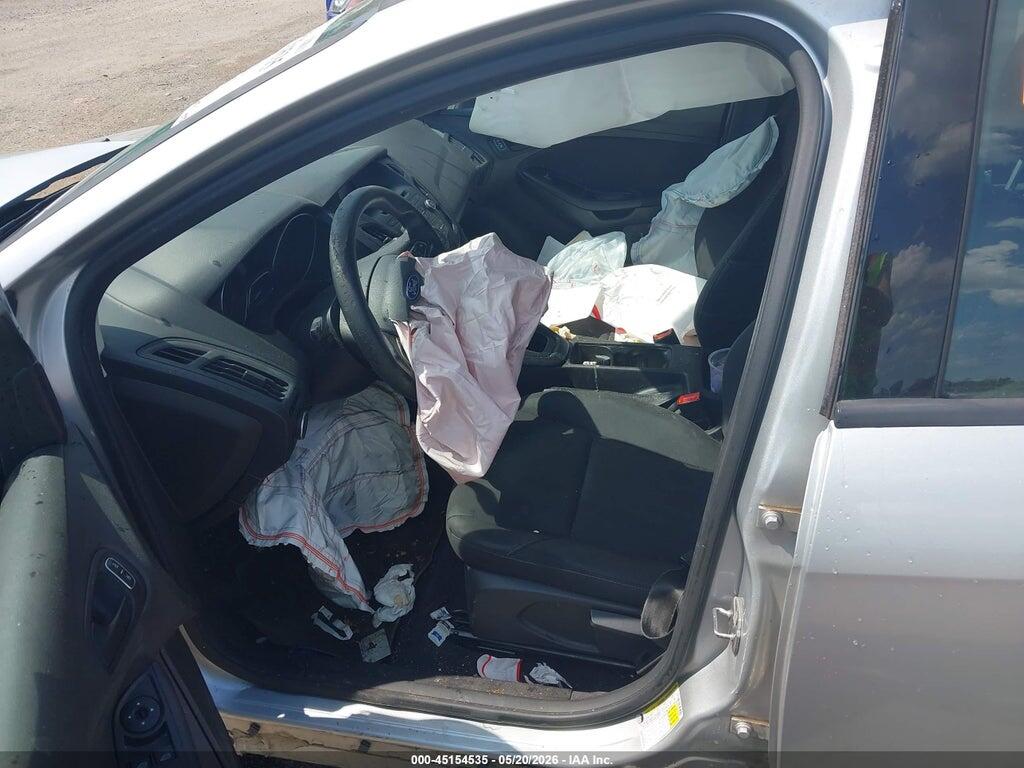 1FADP3E20GL389987 2016 FORD FOCUS photo no. 5