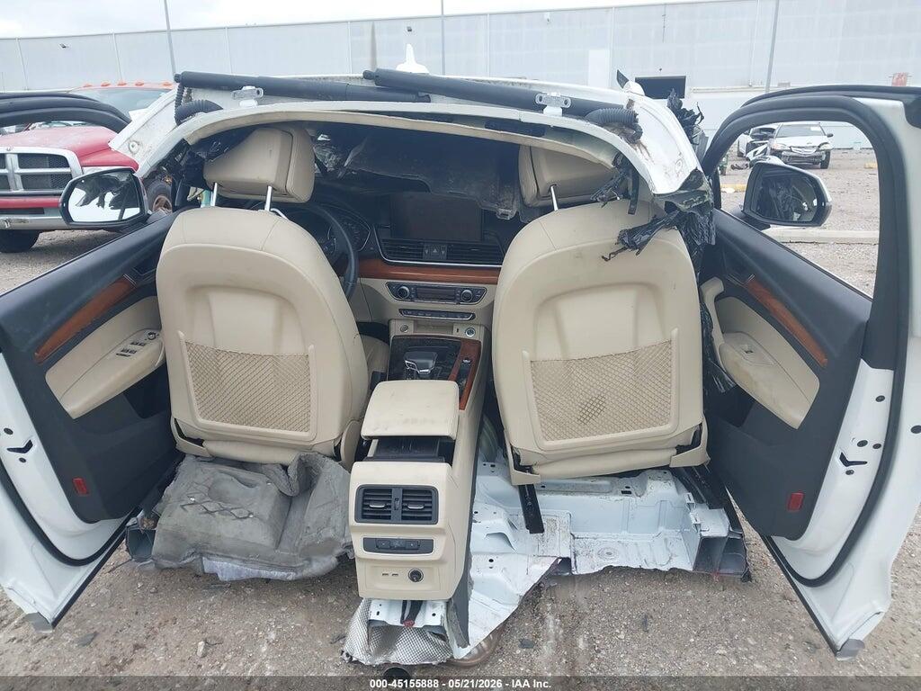 WA1AAAFY2M2115952 2021 AUDI Q5 photo no. 8