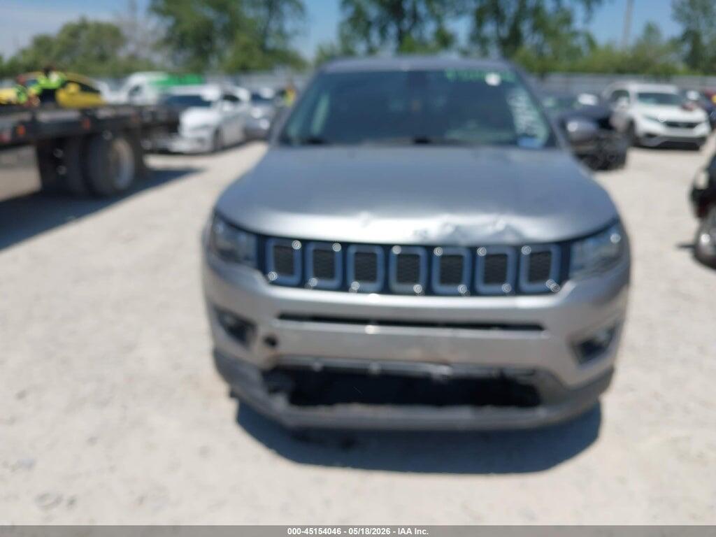 3C4NJDBB4JT398682 2018 JEEP COMPASS photo no. 12