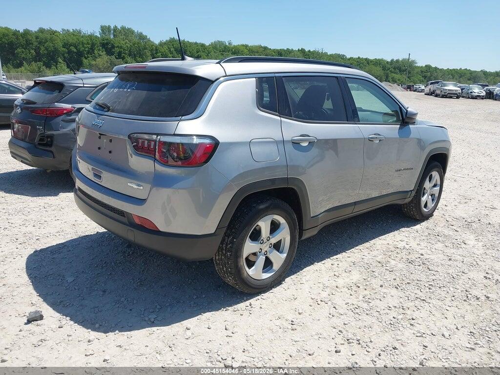 3C4NJDBB4JT398682 2018 JEEP COMPASS photo no. 4