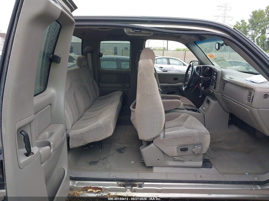1GTEC19T9YZ207817 2000 GMC SIERRA 1500 photo no. 8