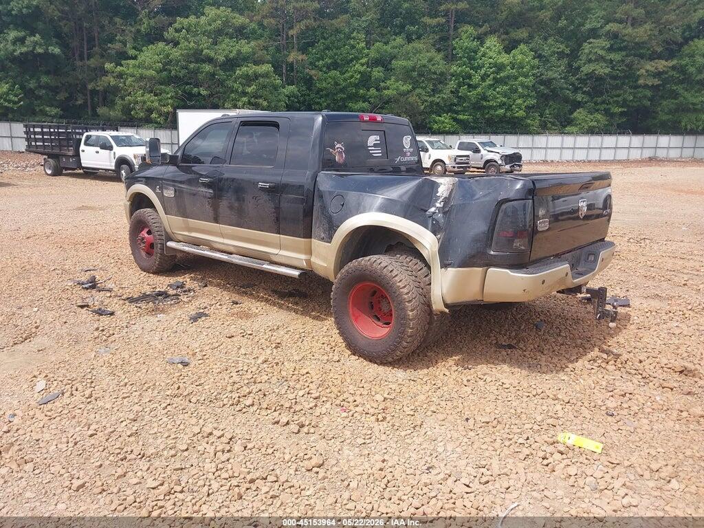 3D73Y4HL4BG582023 2011 RAM RAM 3500 photo no. 3