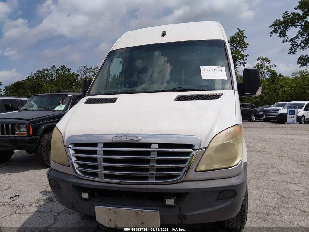 WDYPE8CC0C5665402 2012 FREIGHTLINER SPRINTER 2500 photo no. 12