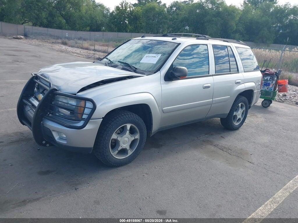 1GNDT13S652389595 2005 CHEVROLET TRAILBLAZER photo no. 2