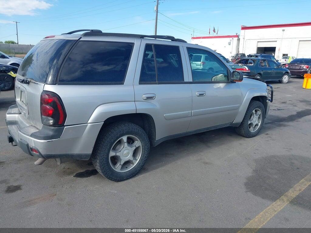 1GNDT13S652389595 2005 CHEVROLET TRAILBLAZER photo no. 4