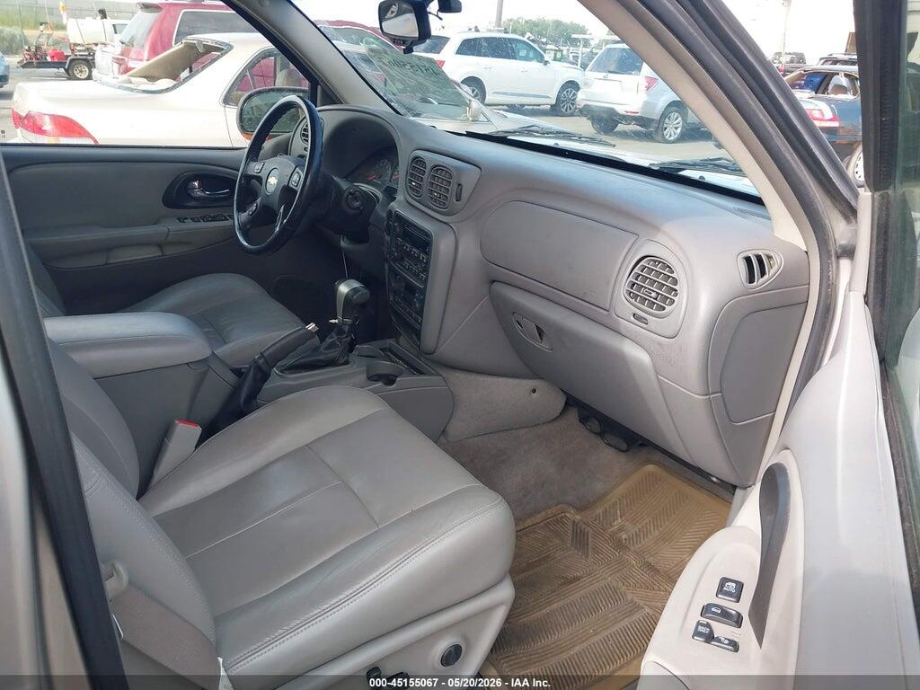 1GNDT13S652389595 2005 CHEVROLET TRAILBLAZER photo no. 5