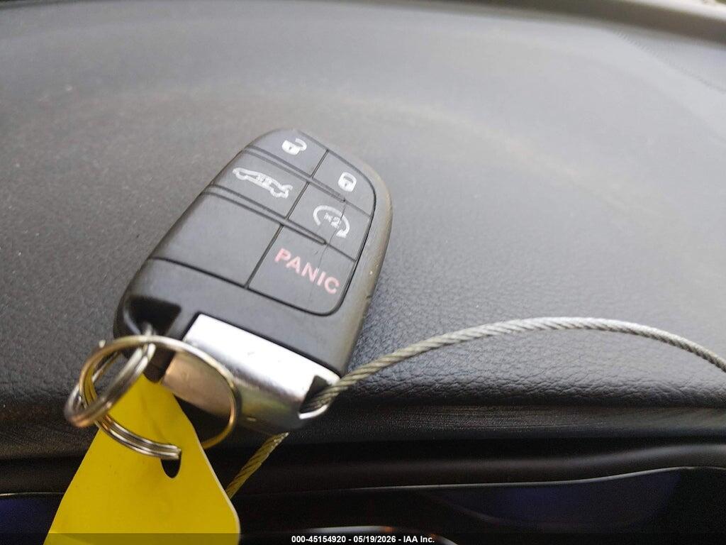 1C3CCCDG3FN500487 2015 CHRYSLER 200 photo no. 11