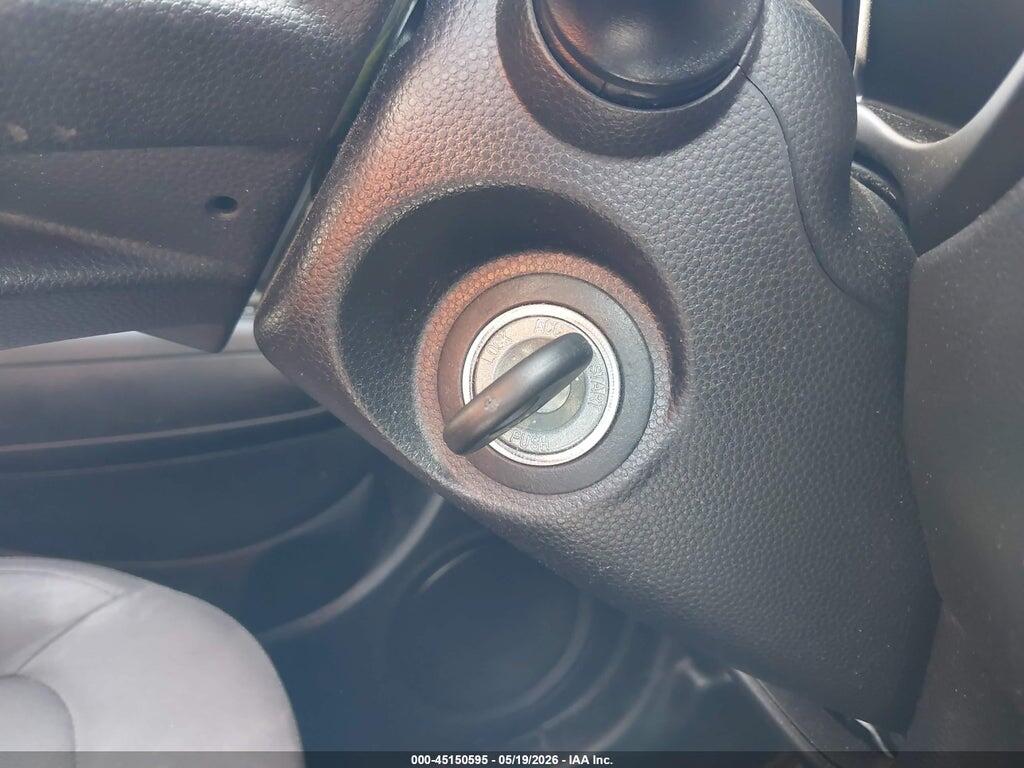 KNDJN2A21F7799031 2015 KIA SOUL photo no. 11