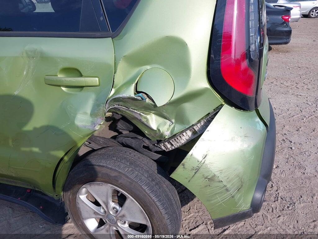 KNDJN2A21F7799031 2015 KIA SOUL photo no. 6