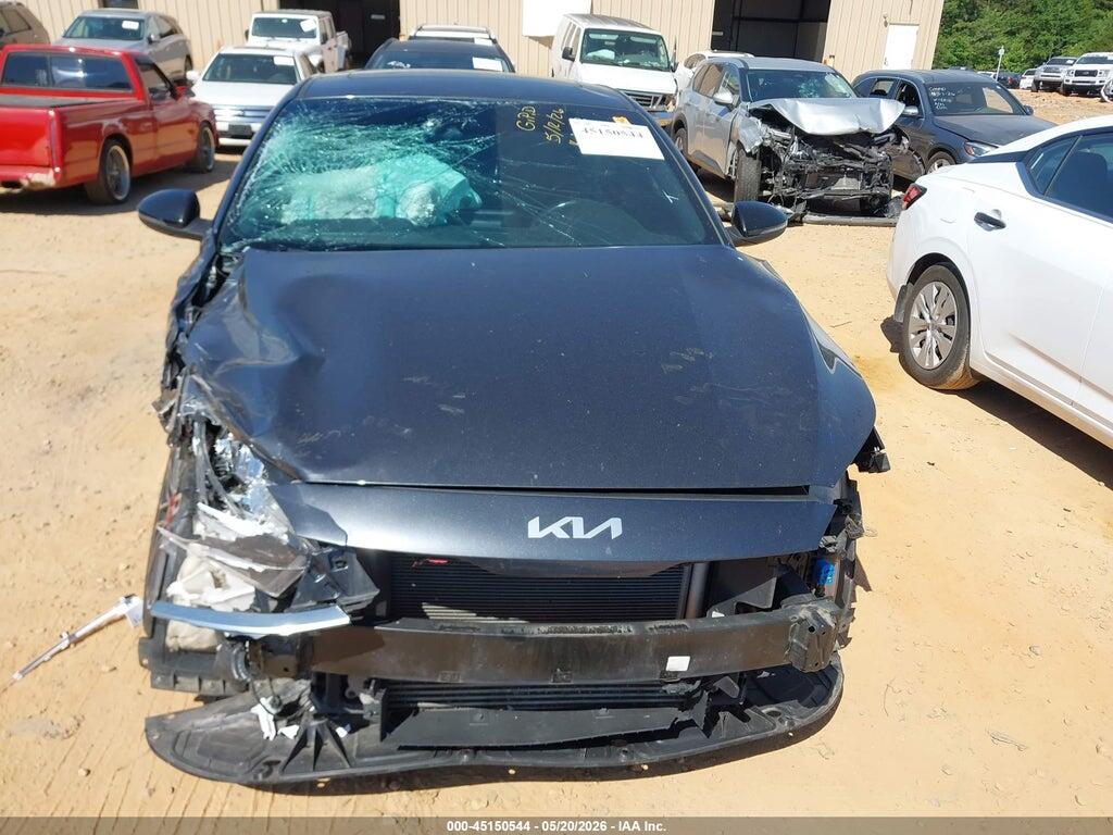 3KPF44AC2PE502587 2023 KIA FORTE photo no. 12