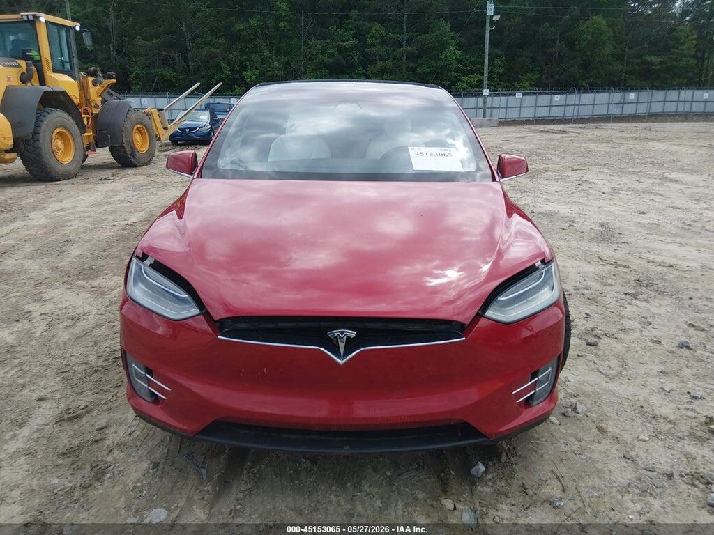 5YJXCDE2XHF066690 2017 TESLA MODEL X photo no. 11